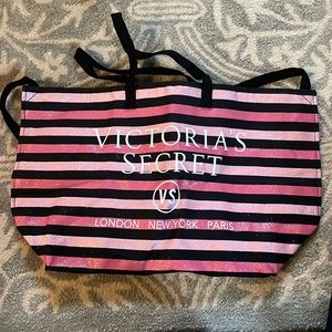 Victoria’s Secret tote bag